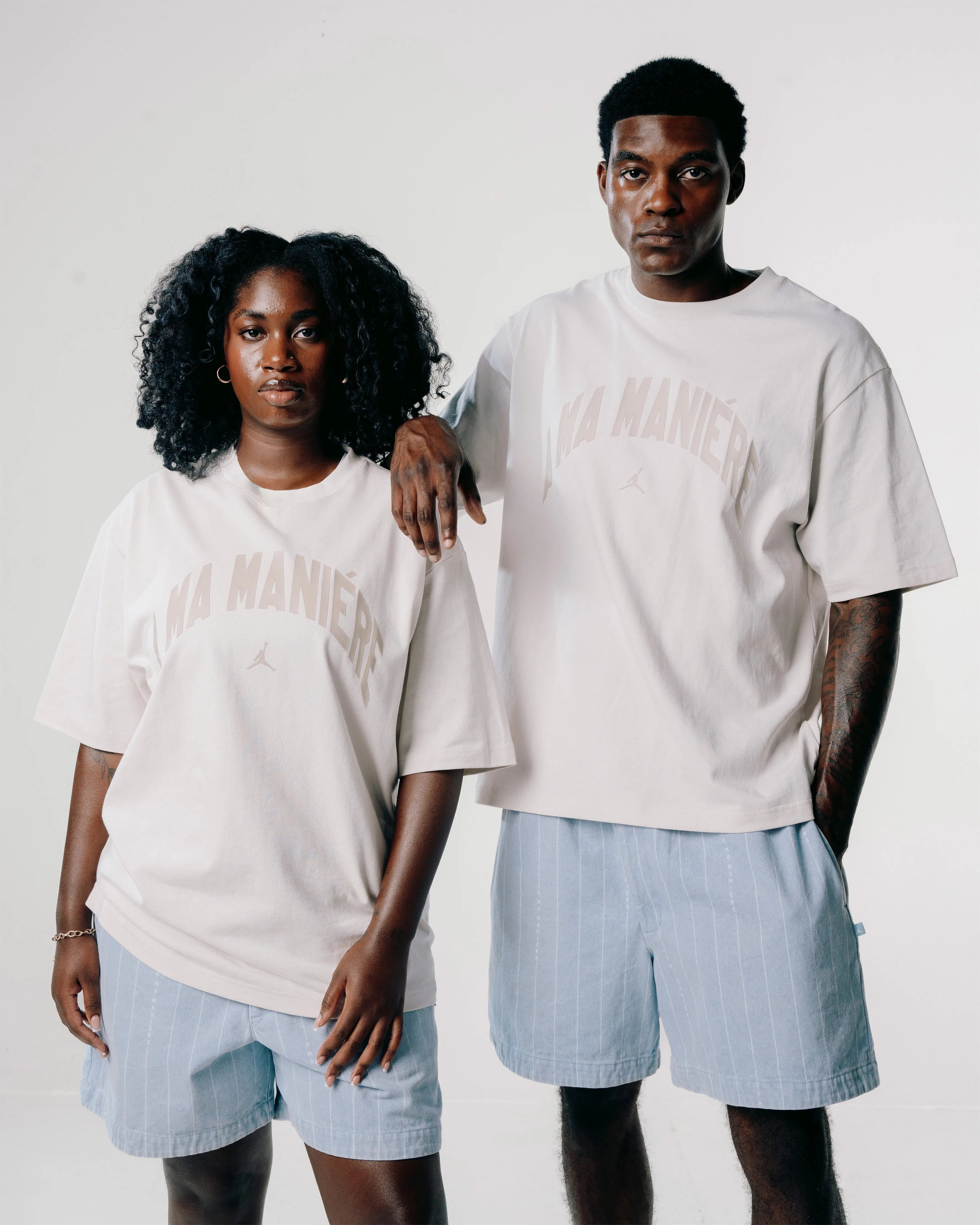 Ein A MA MANIÉRE T-Shirt