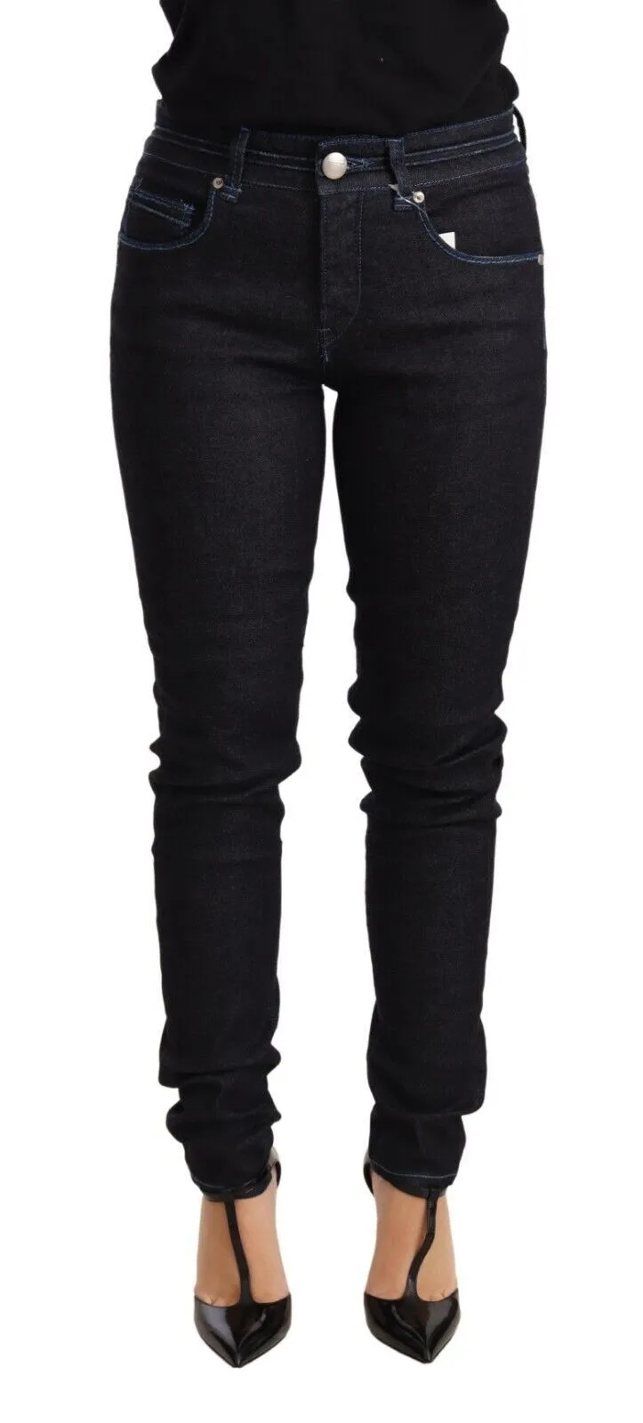 Acht Baumwoll-Damenjeans mit niedriger Taille und schmaler Passform