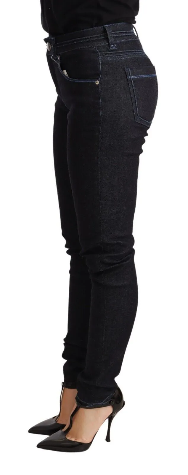 Acht Baumwoll-Damenjeans mit niedriger Taille und schmaler Passform