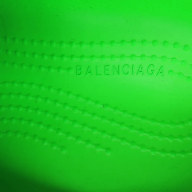Balenciaga x Crocs Pool Slide Sandalen Neon Grün Gummi Größe 36 NEU