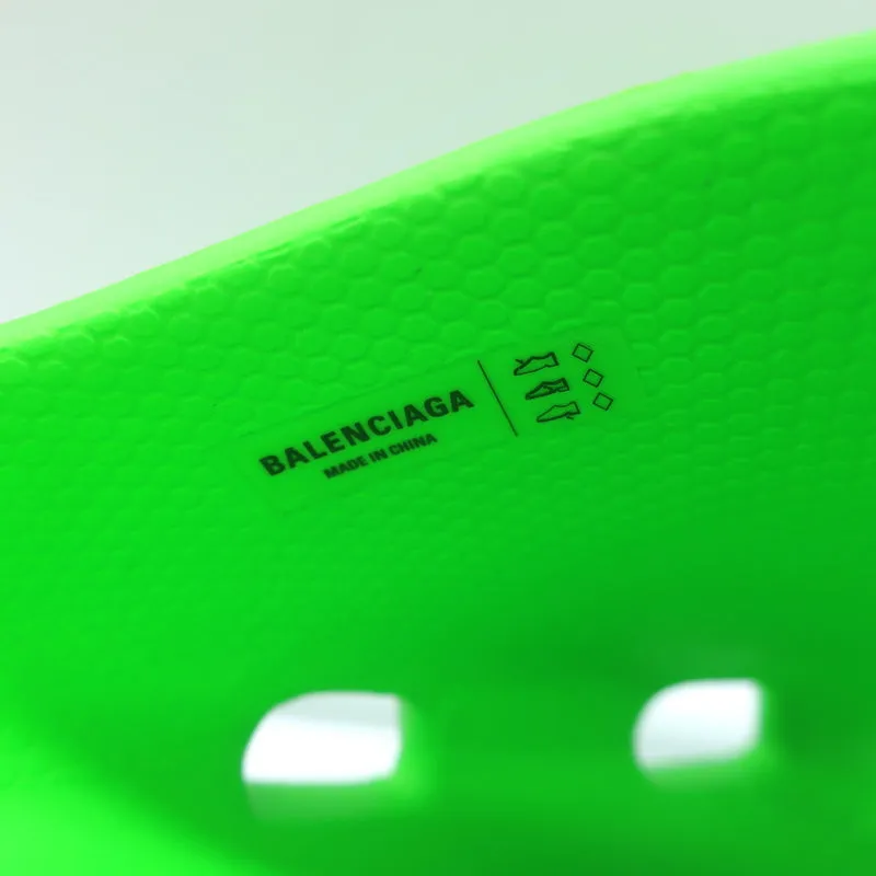 Balenciaga x Crocs Pool Slide Sandalen Neon Grün Gummi Größe 36 NEU