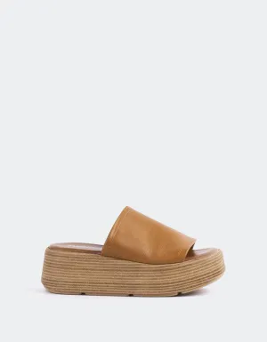 Beluga Leder in Tan