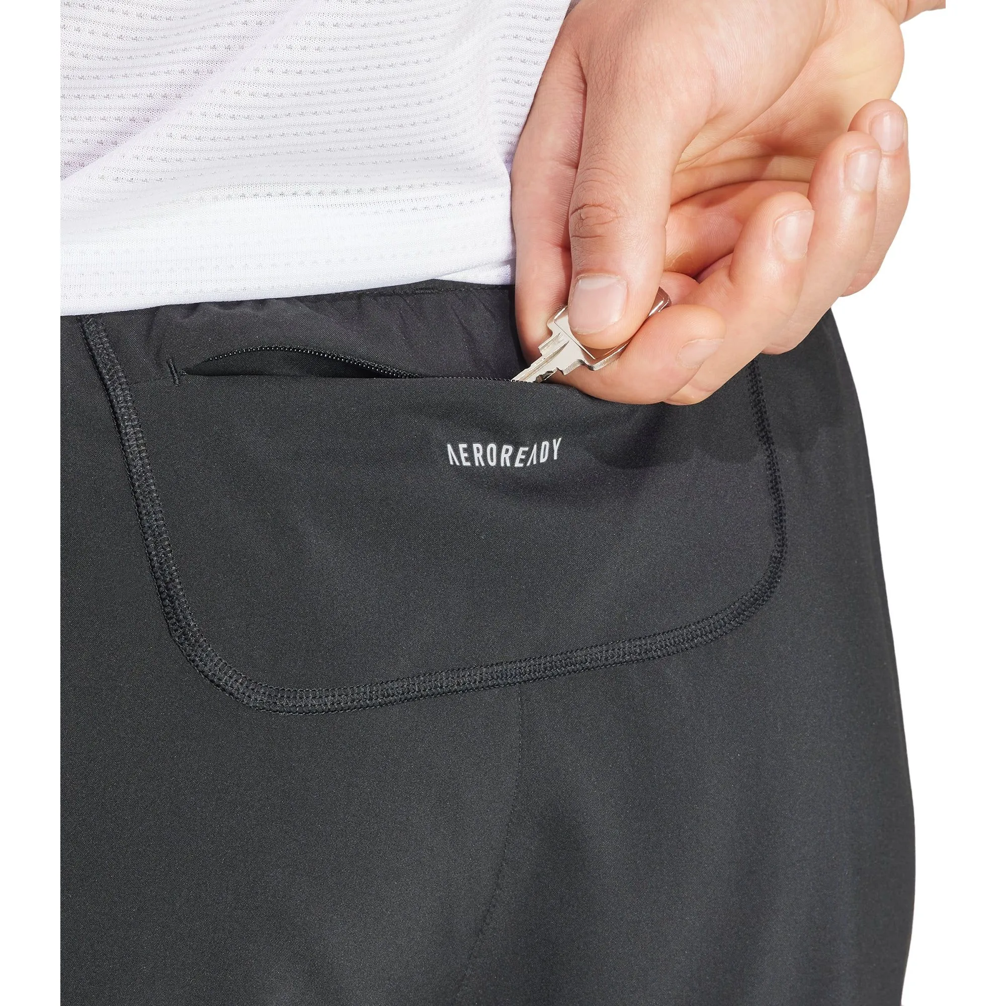 Bekleidung Adidas Herren adidas Own The Run 7 Zoll Herren Laufshorts - Schwarz