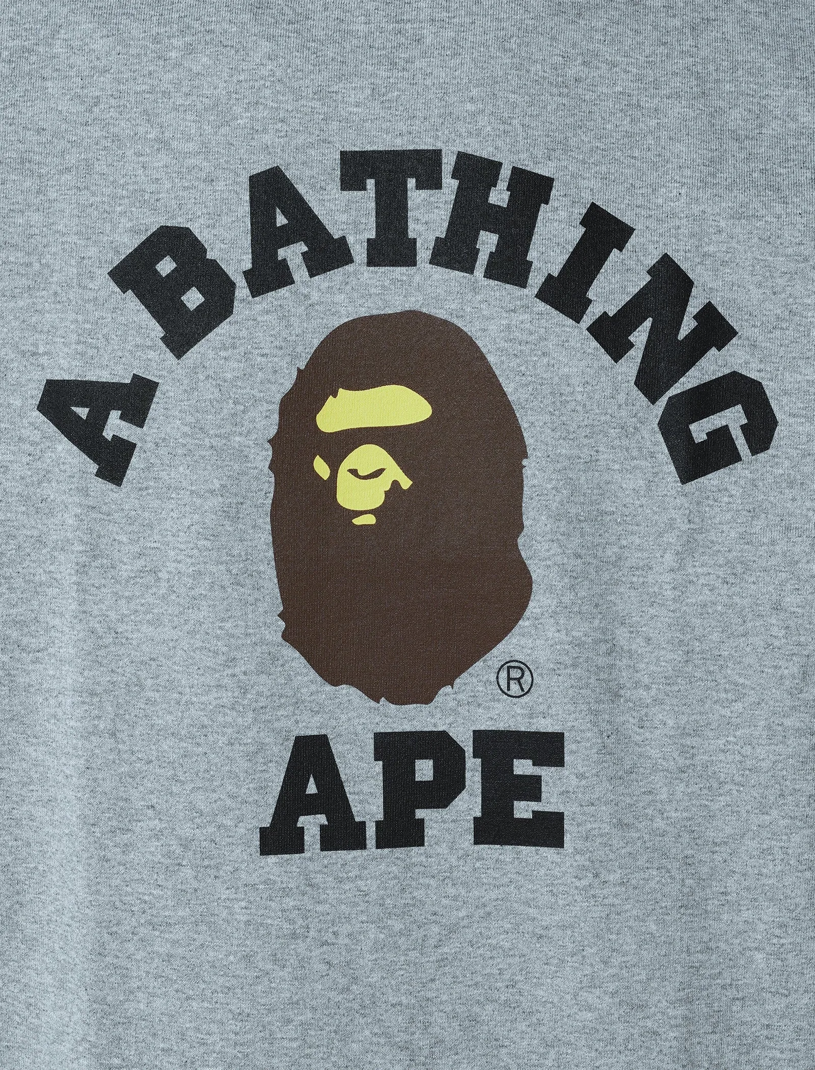 COLLEGE T-SHIRT