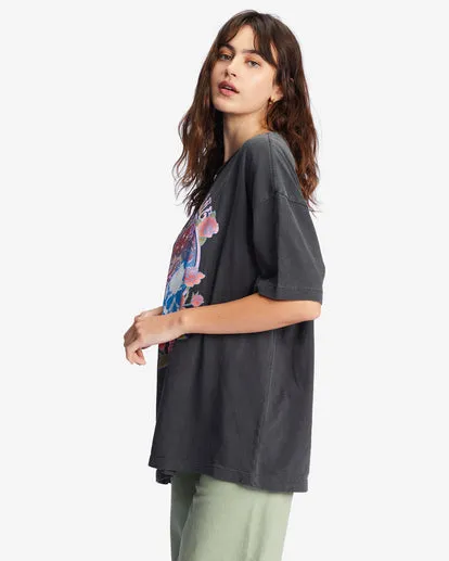 Cosmic Garden Übergroßes Boyfriend-T-Shirt