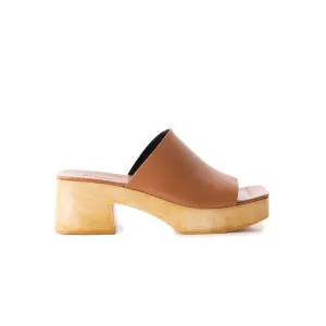 Delphine Gegerbtes Leder