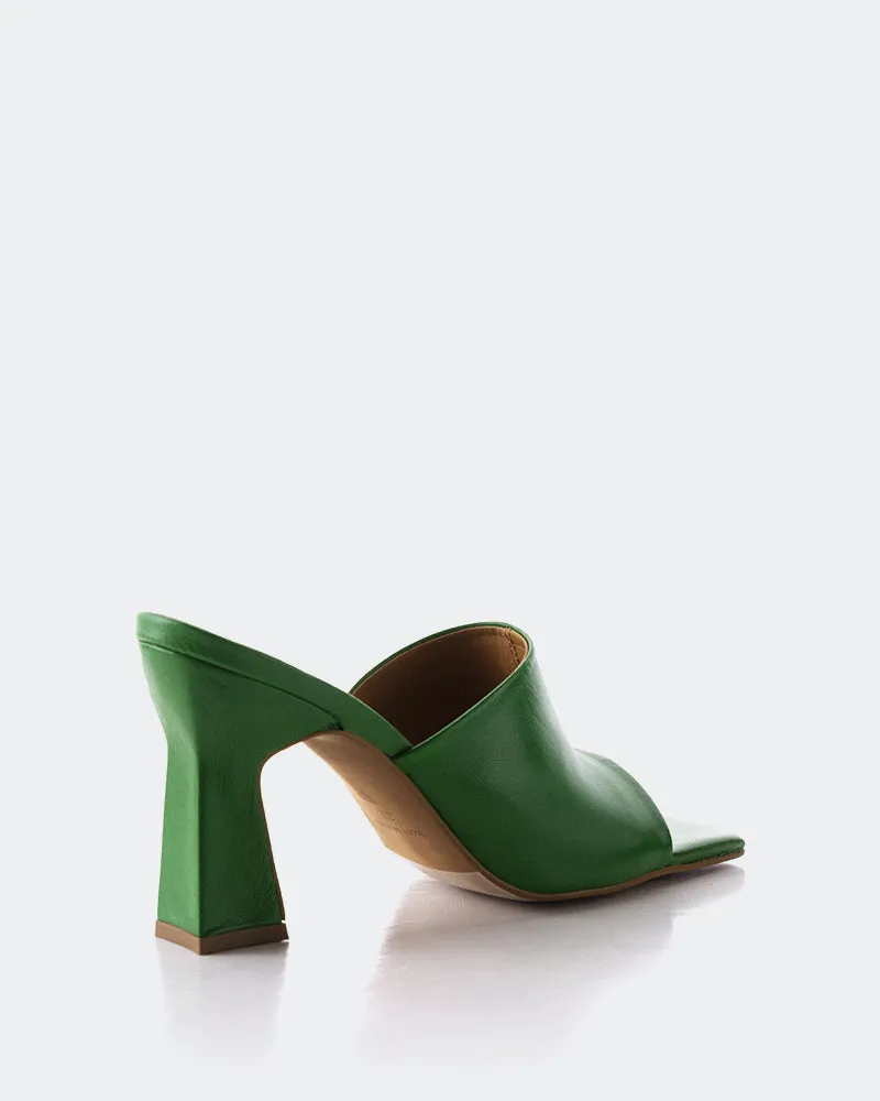 Emery Grün Leder