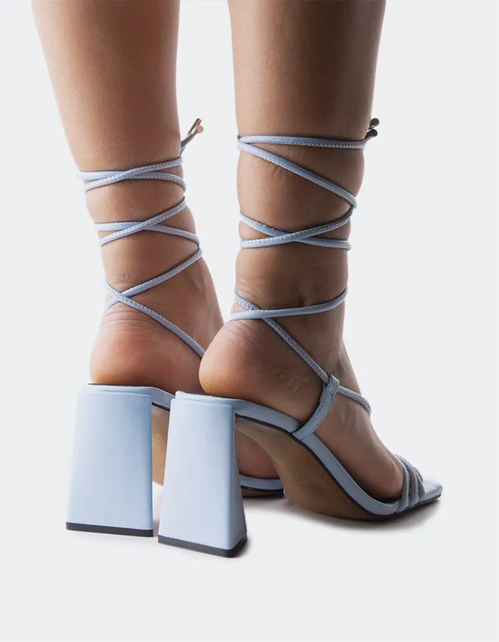 Filomena Hellblaues Leder