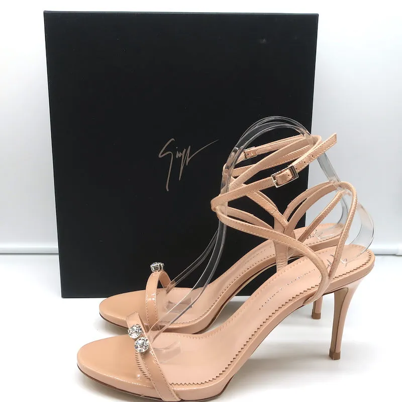 Giuseppe Zanotti Sandalen mit Kristallverzierungen Ellie Nude Lack Größe 39.5 NEU