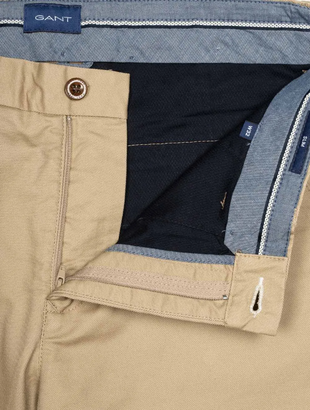 Hallden Slim Fit Tech Prep Shorts Dunkelkhaki