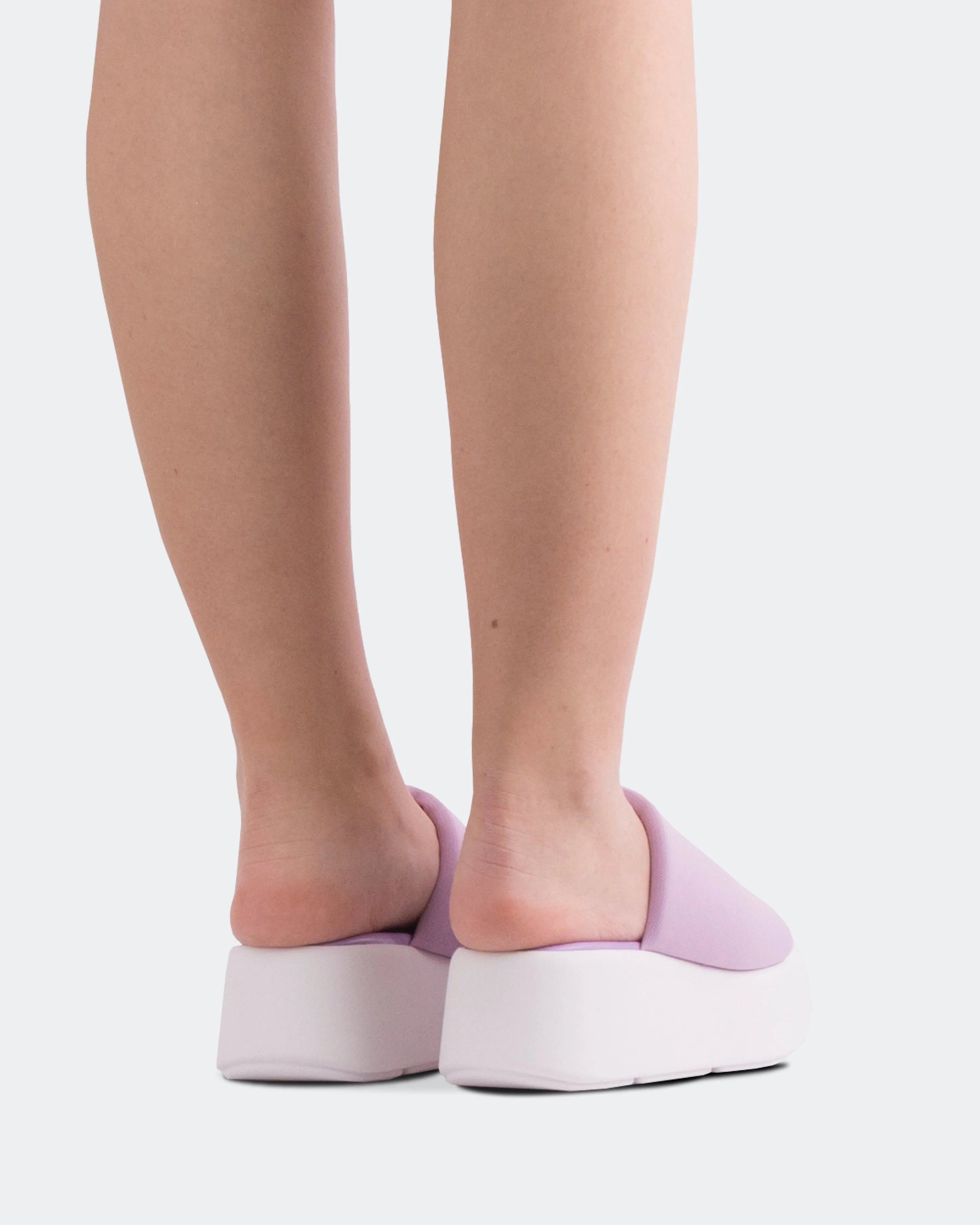 Harlow Flieder Puff