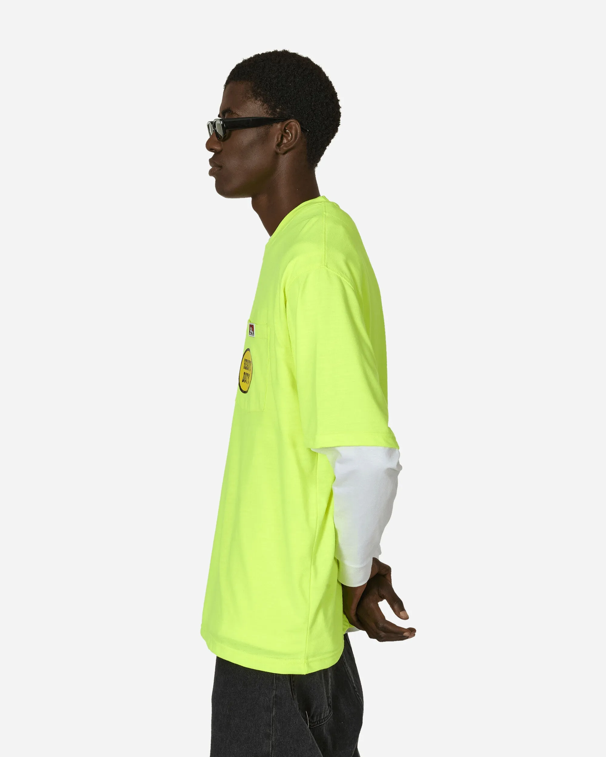 Robustes Klassisches Etikett T-Shirt mit Tasche in Signalgrün