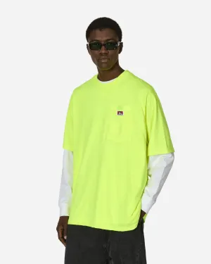 Robustes Klassisches Etikett T-Shirt mit Tasche in Signalgrün