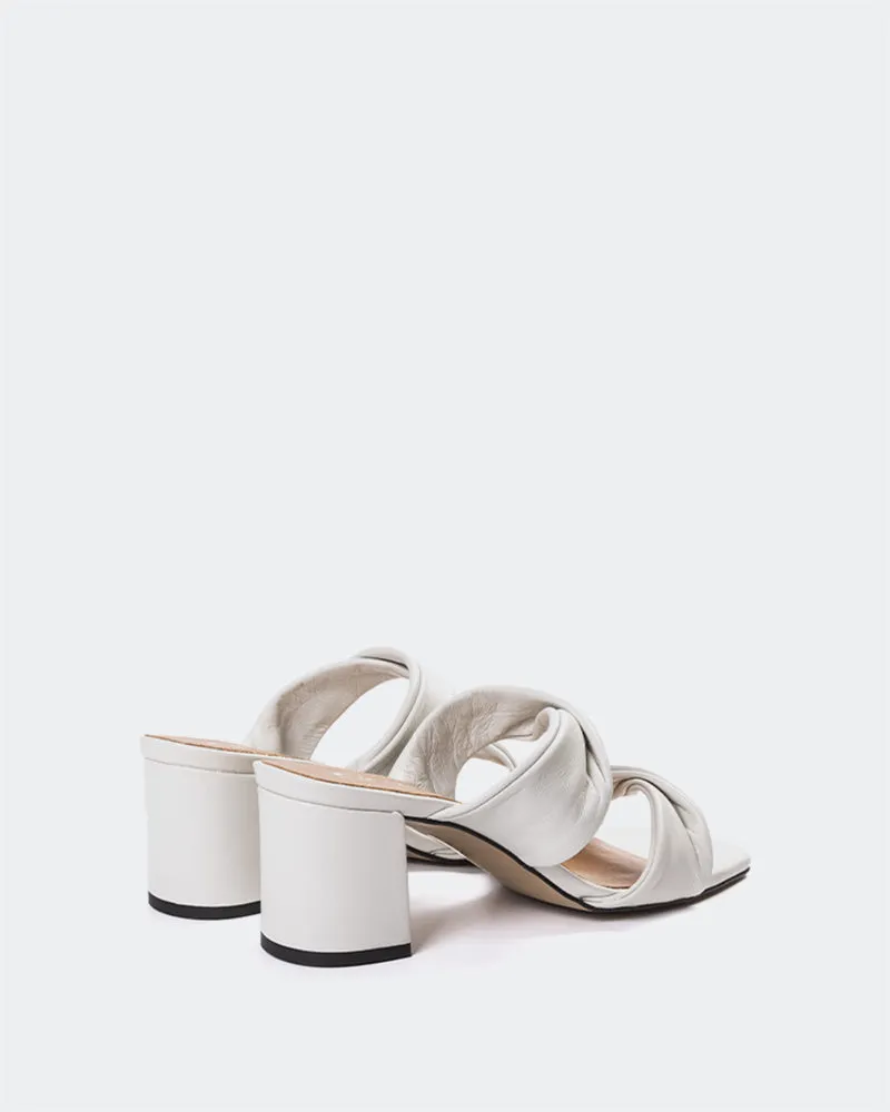 Hester Off-White Leder