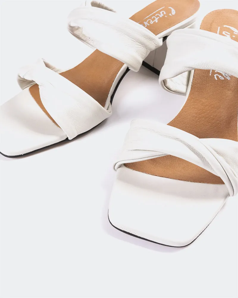 Hester Off-White Leder