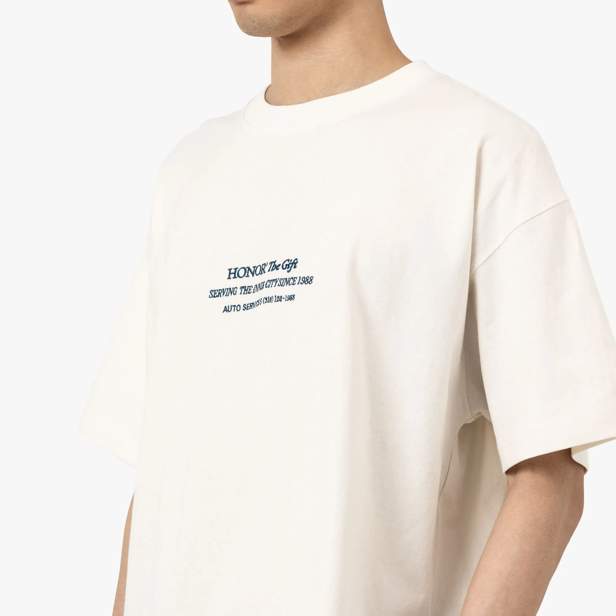Honor The Gift Community T-Shirt / Weiß