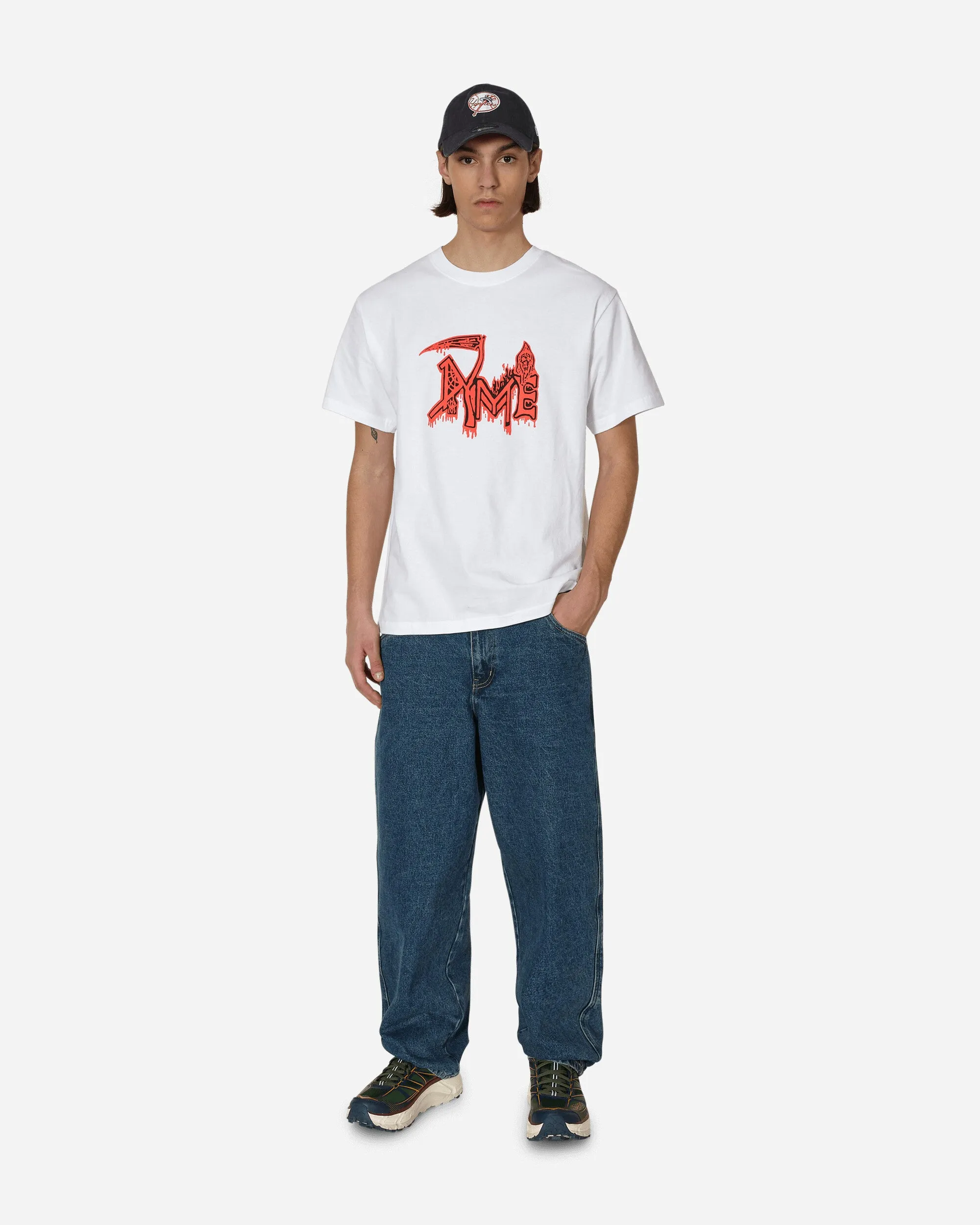 Human T-Shirt Weiß