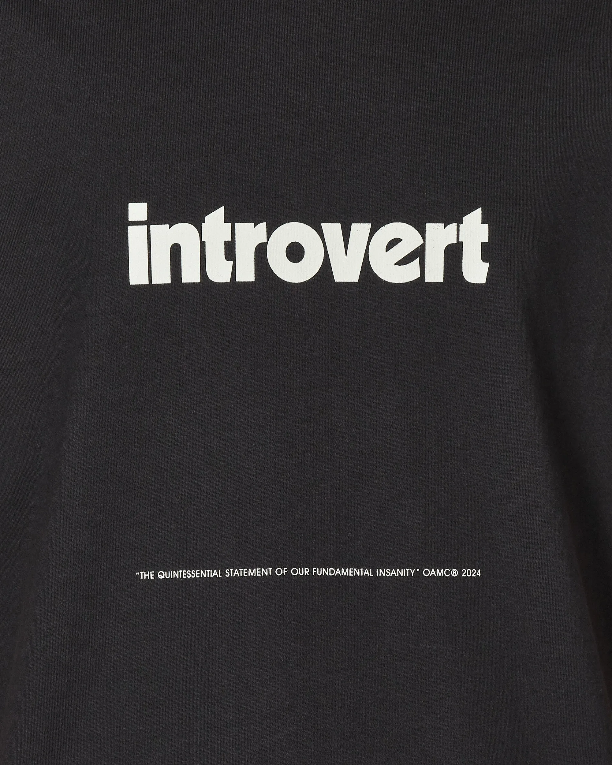 Introvert T-Shirt Schwarz