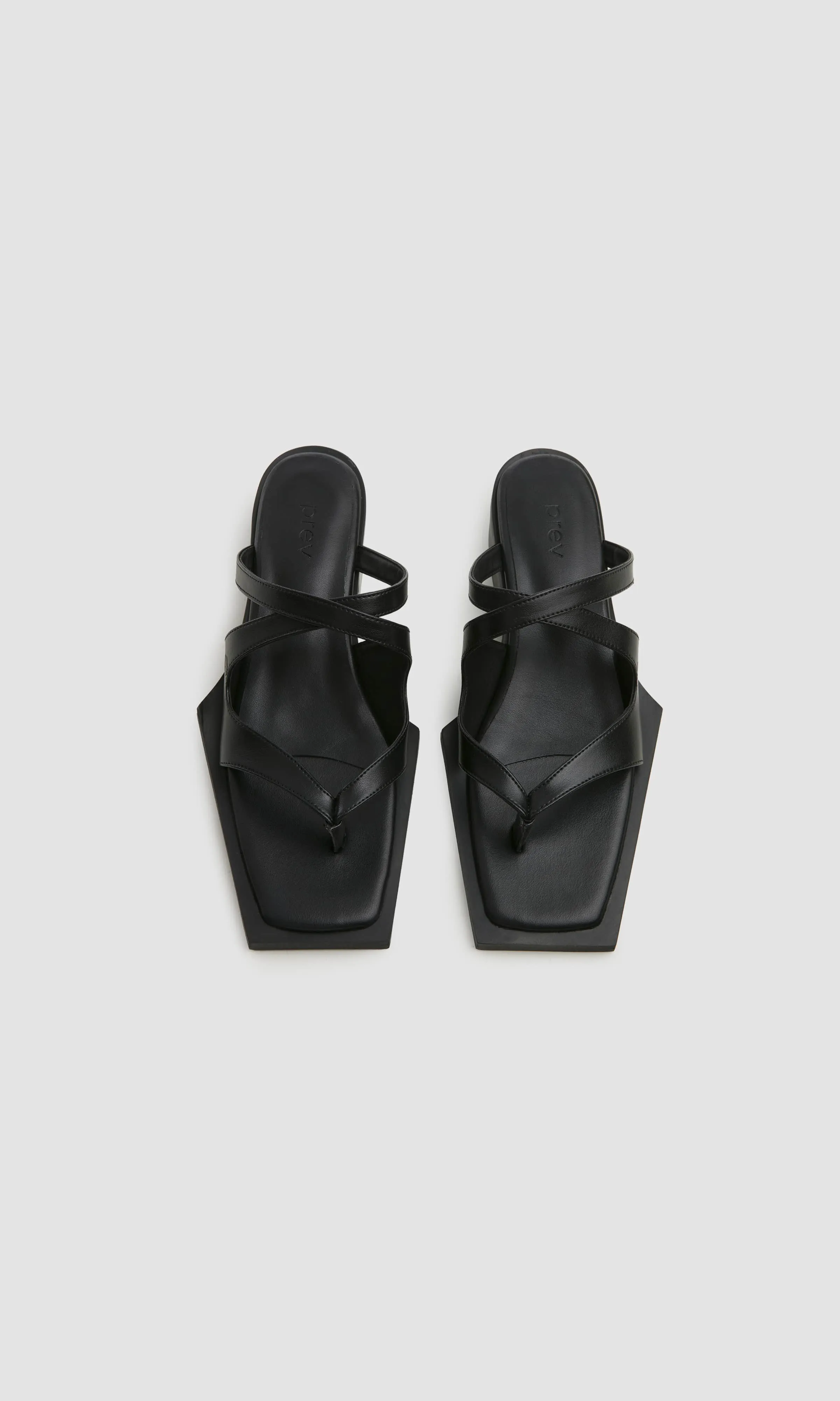 Karel Vegan Apple Leder Mules | Schwarz