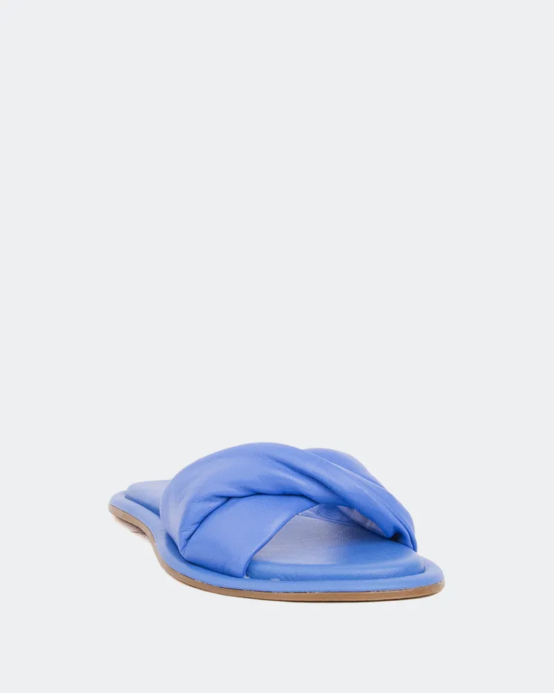 Ligia Blau Leder