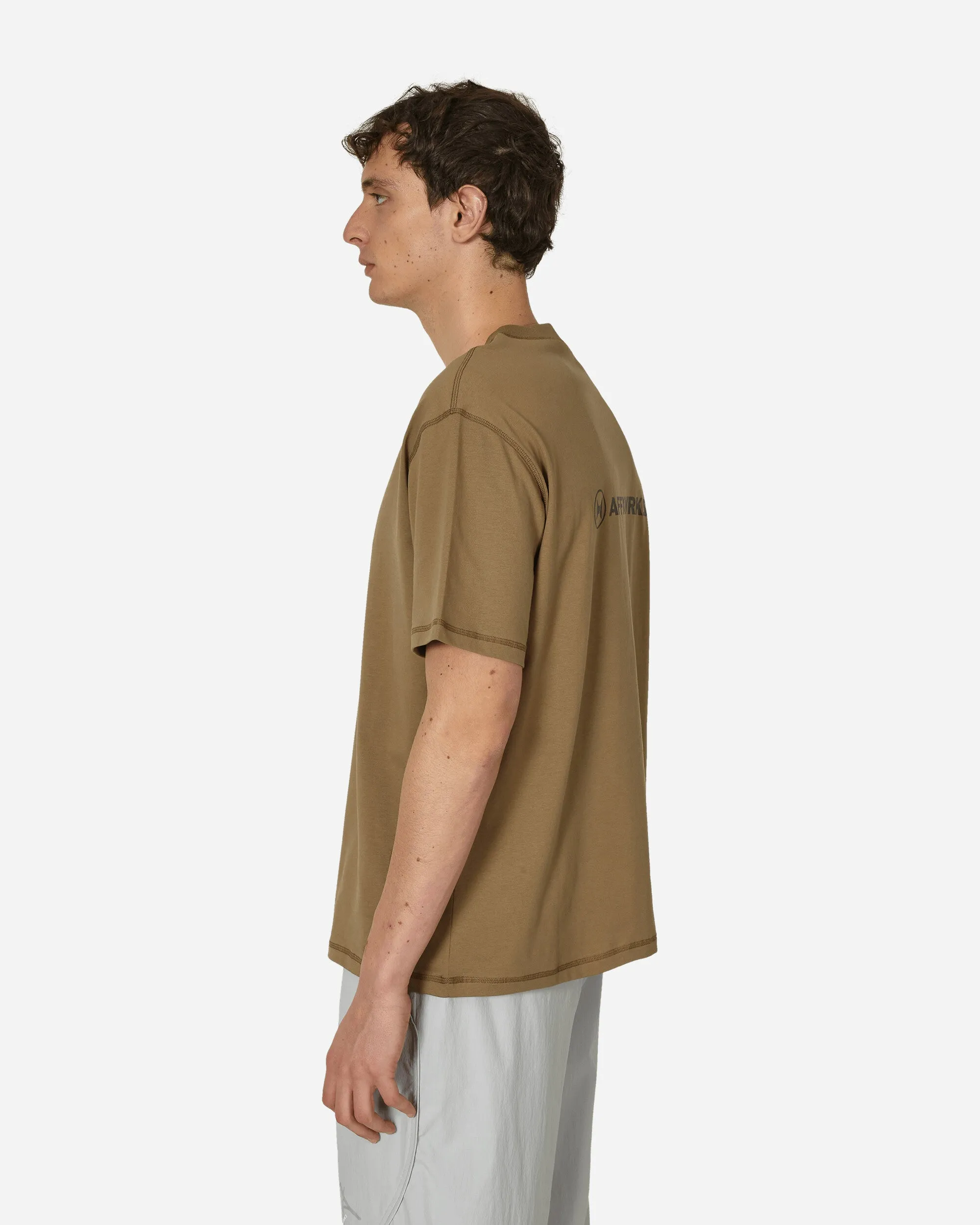 Logo T-Shirt Wüstengrün