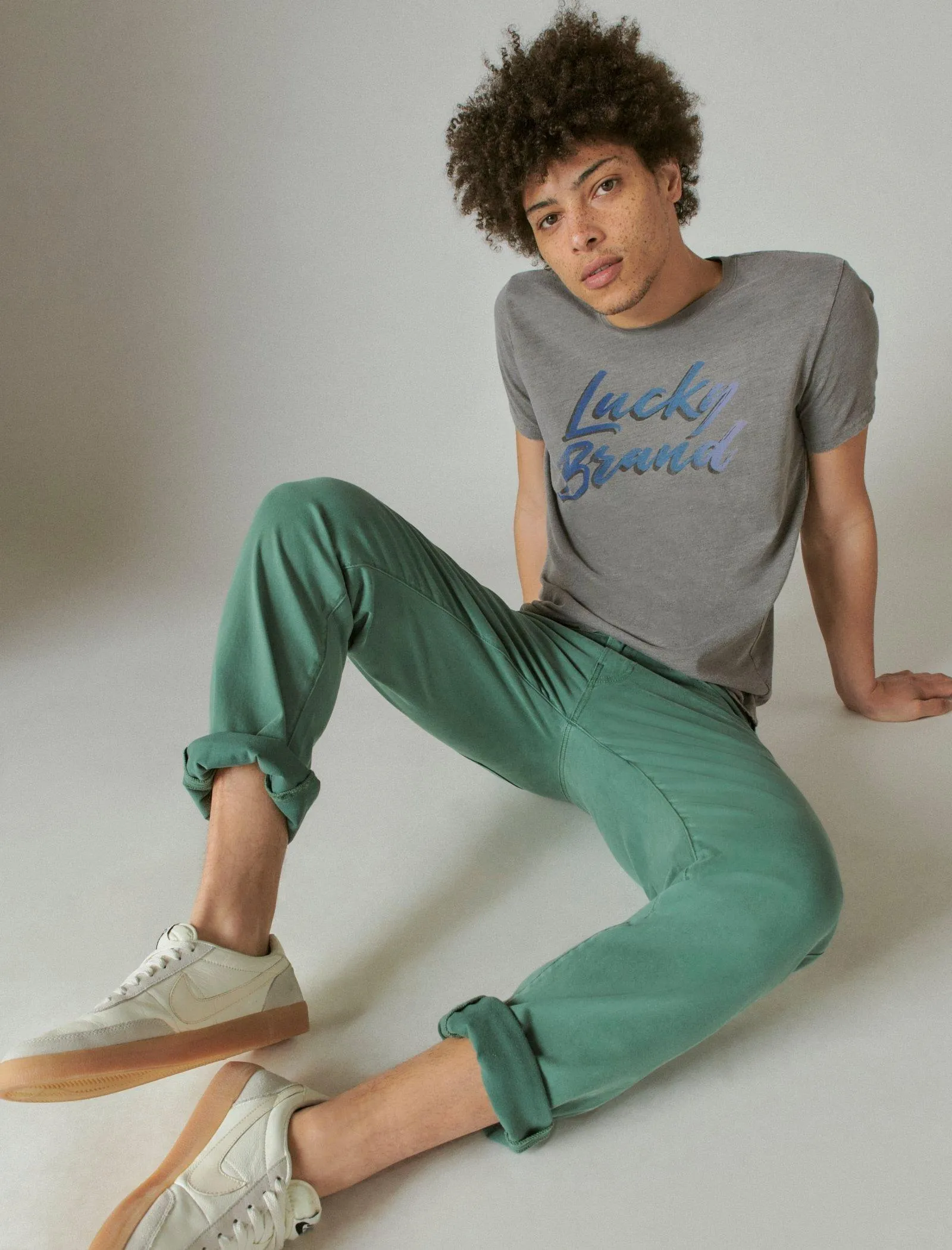 Lucky Brand Lucky Brush Logo Grafik-T-Shirt Grau Lucky Brand