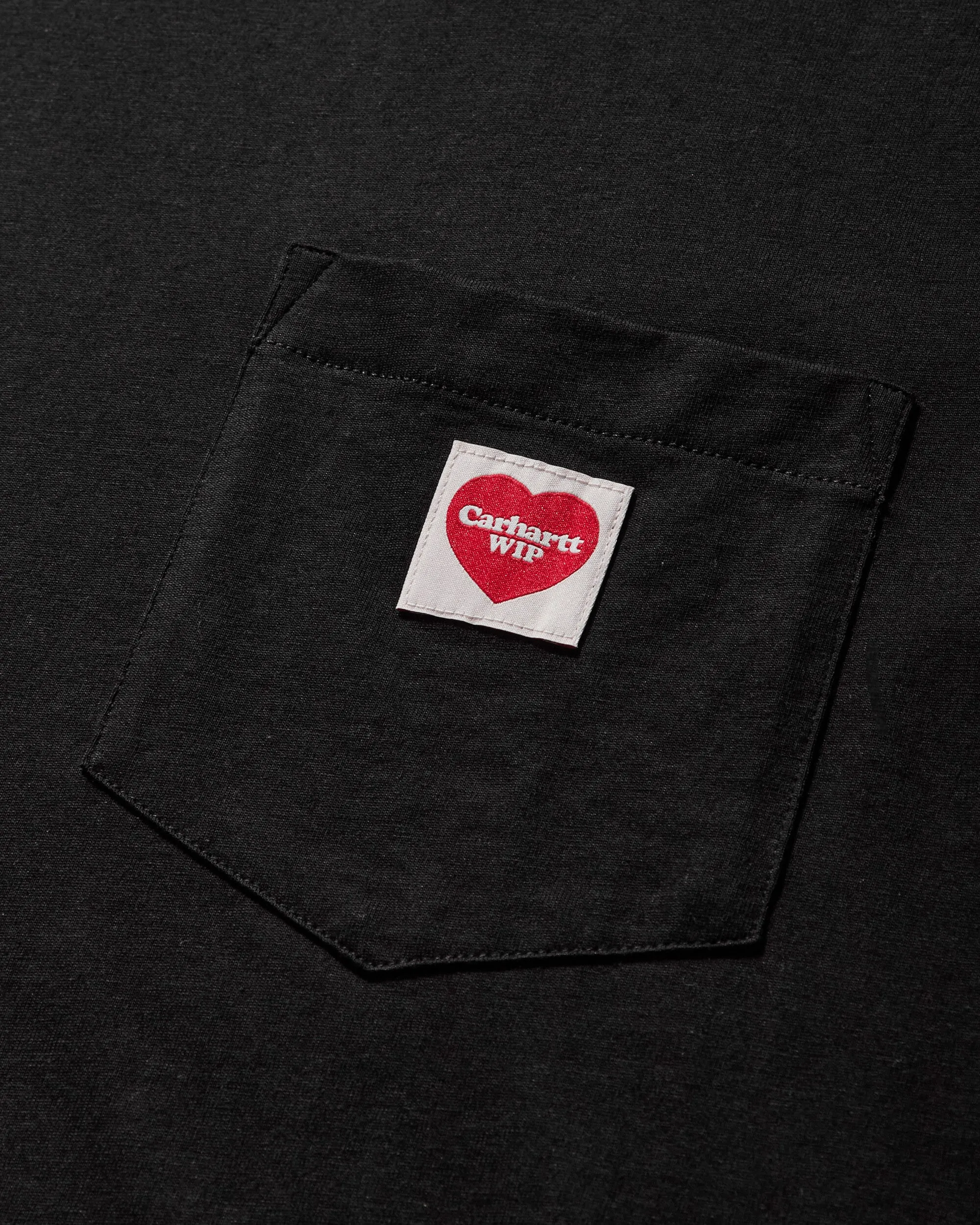 Herren T-Shirt mit Brusttasche in Schwarz