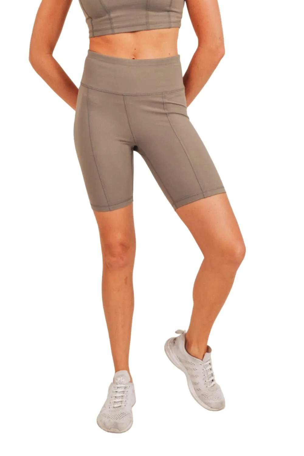 Mono B Rückentaschen-Sweetheart-Hochtaillierte Biker-Shorts APH-A047 und Plus