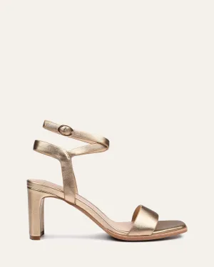 NATSU MITTELHOHE ABSATZSANDALEN AUS WEICHEM GOLDENEM LEDER