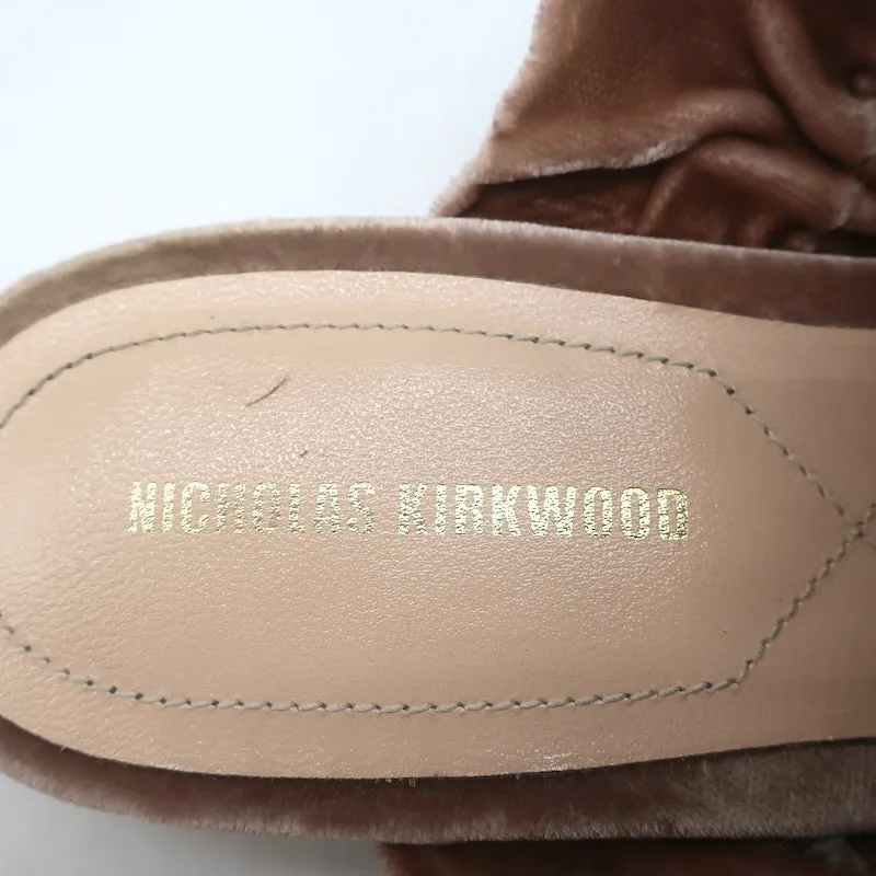 Nicholas Kirkwood Courtney Rüschen Velours Flache Riemchensandalen in Blush Größe 38