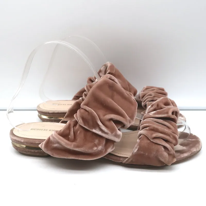 Nicholas Kirkwood Courtney Rüschen Velours Flache Riemchensandalen in Blush Größe 38