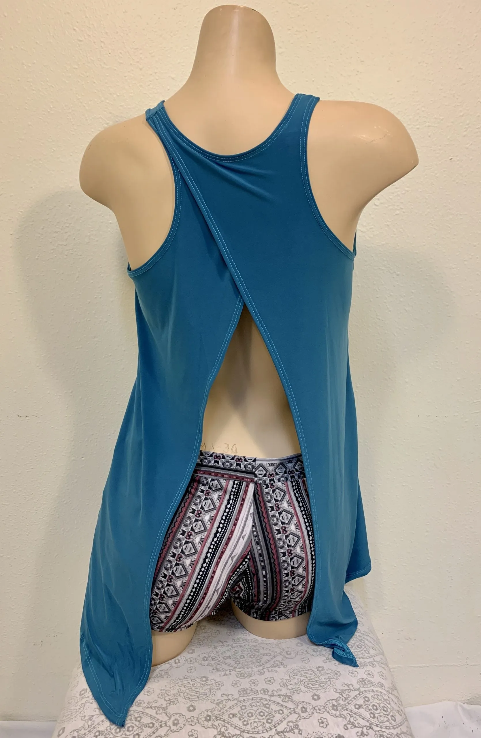 Onzie Hot Yoga 3109 Rückenbindungs-Tanktop S-M-L Champagner