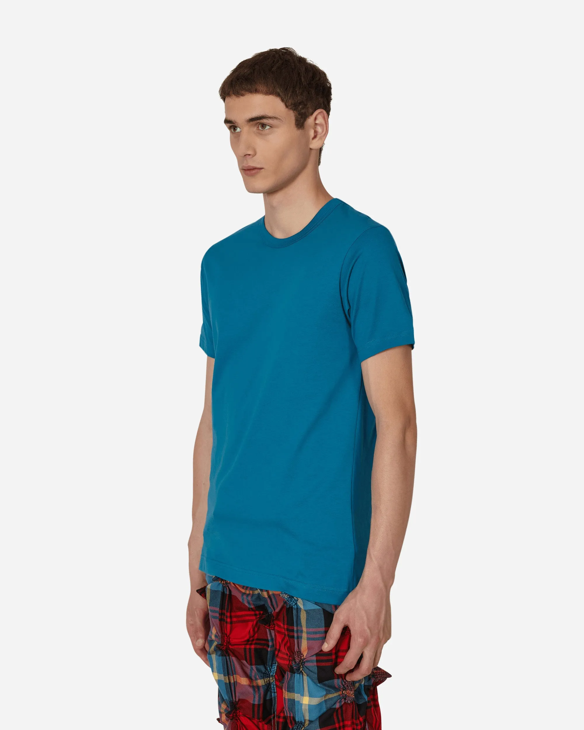 Blaues T-Shirt mit Rücklogo