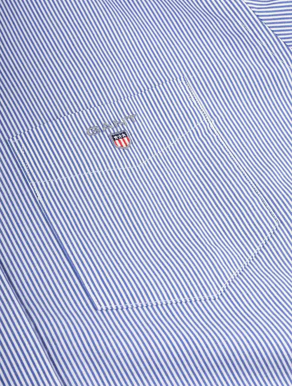 Regular Fit Broadcloth Banker Buttondown Kurzarmhemd College Blau