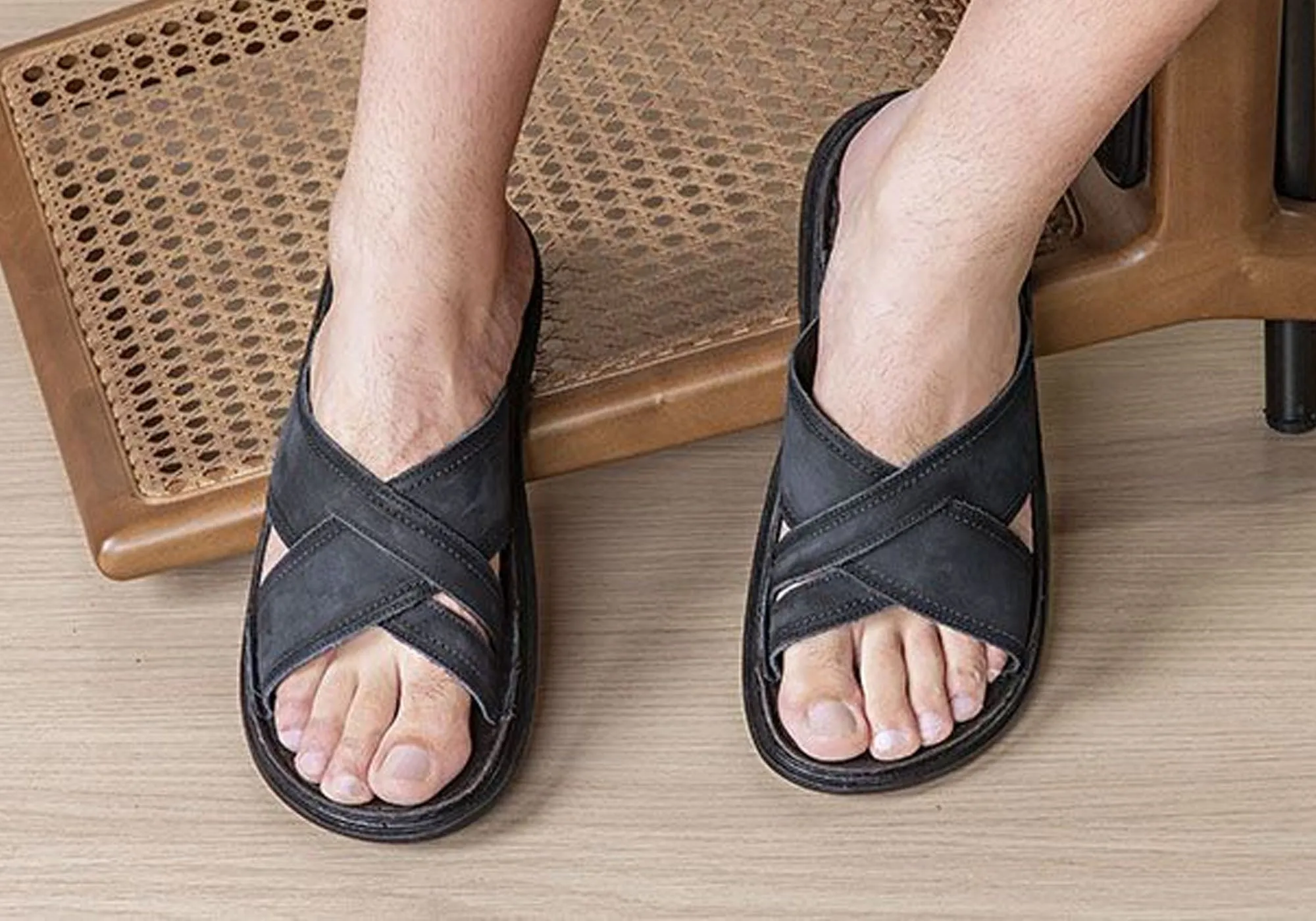 Savelli Kobes Herren Ledergleitsandalen mit Komfort, hergestellt in Brasilien Savelli Schuhe