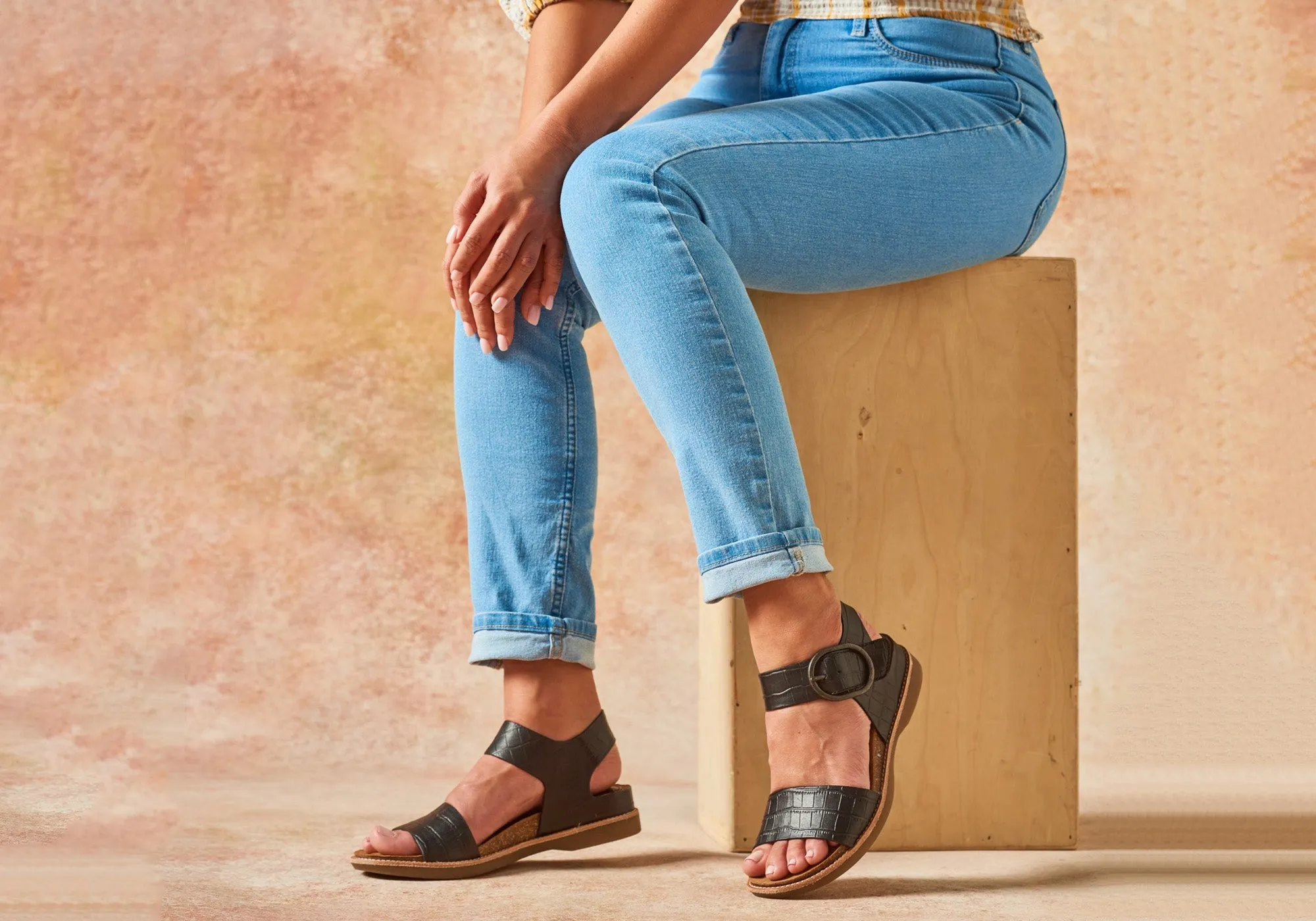 Sofft Bali Damen Ledersandalen mit gepolstertem Komfort-Fußbett Sofft Schuhe