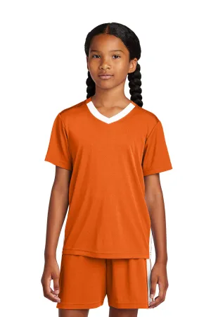 Sport-Tek Youth Feuchtigkeitstransportierender Wettkampf-V-Ausschnitt Kurzarm T-Shirt - Tieforange/Weiß