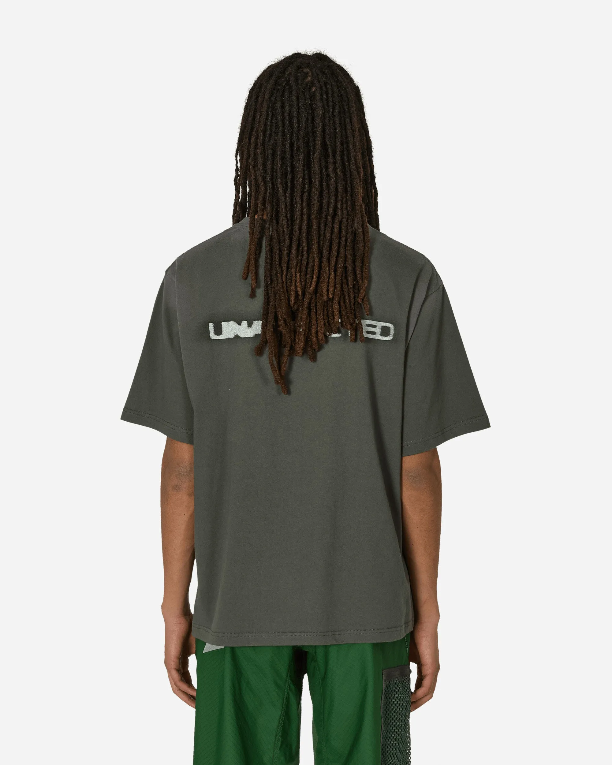 Gesprühtes Grafik-T-Shirt in Anthrazit