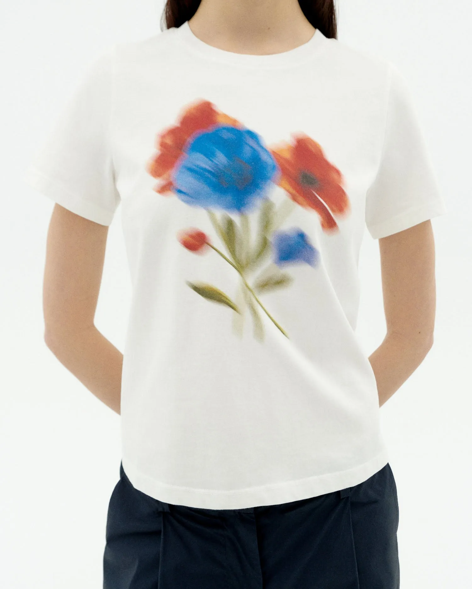Tshirt Ida Verschwommene-Blume-Weiß