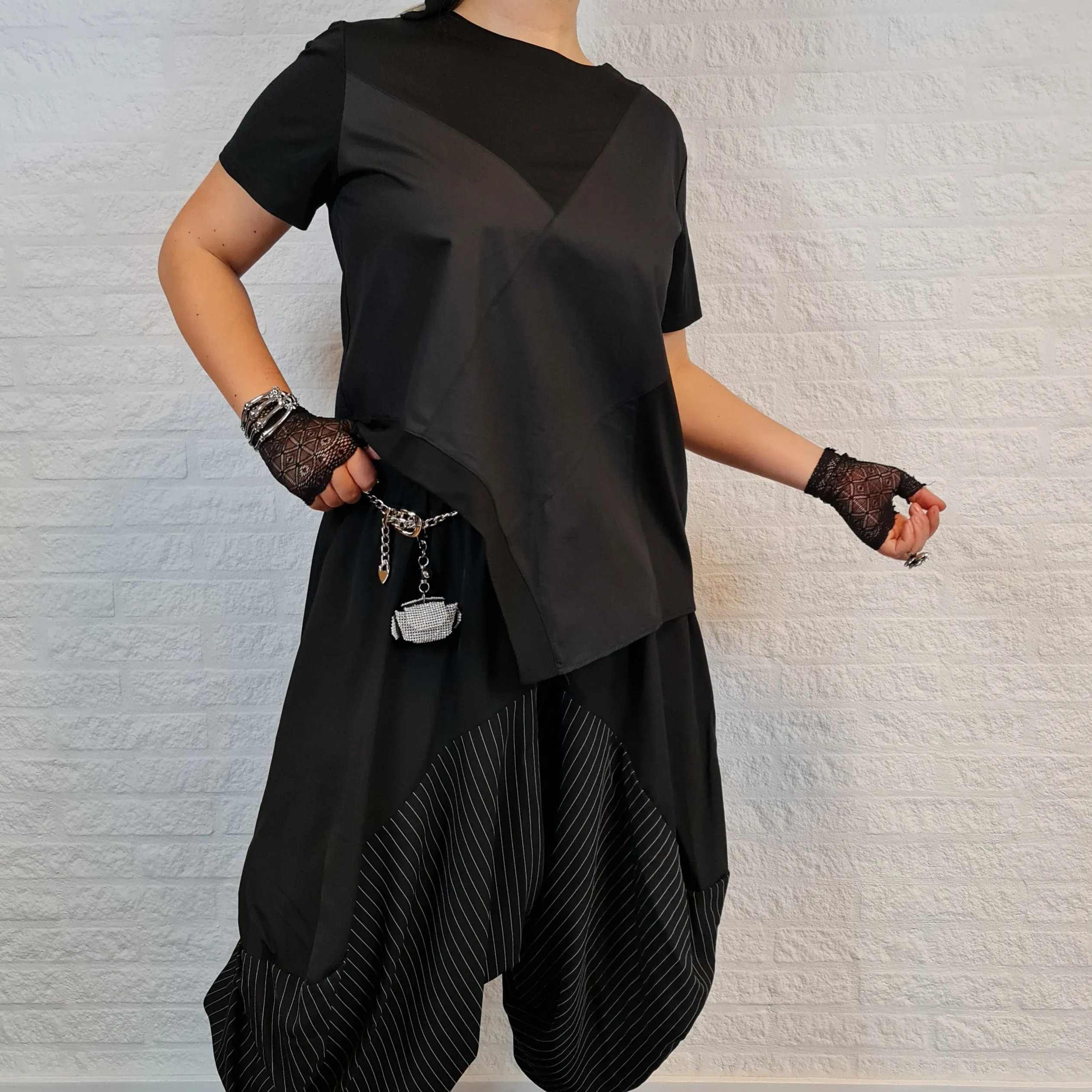 Usteja Casual Punk Style T-Shirt