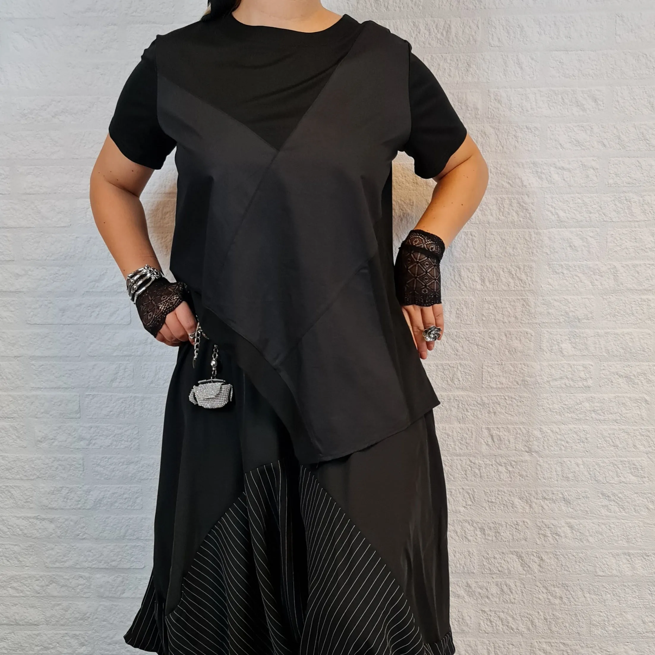 Usteja Casual Punk Style T-Shirt