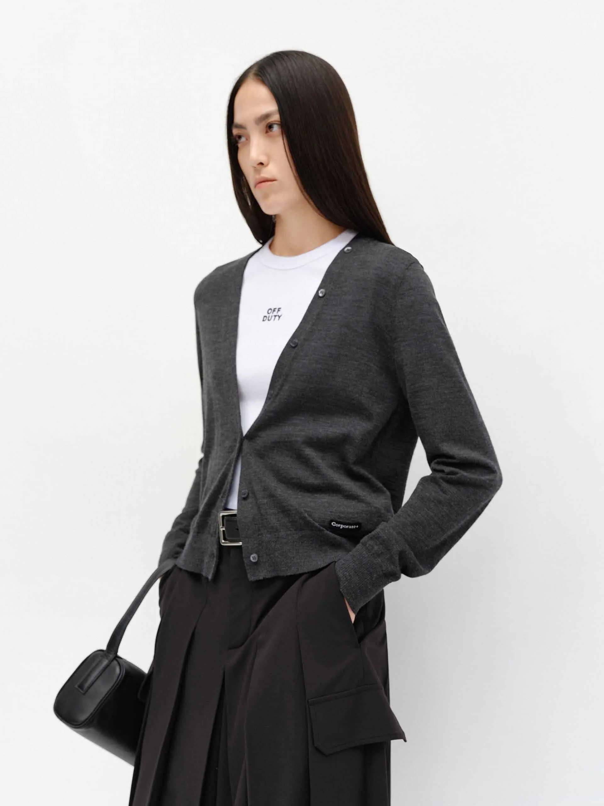 V-Ausschnitt weicher Wollcardigan