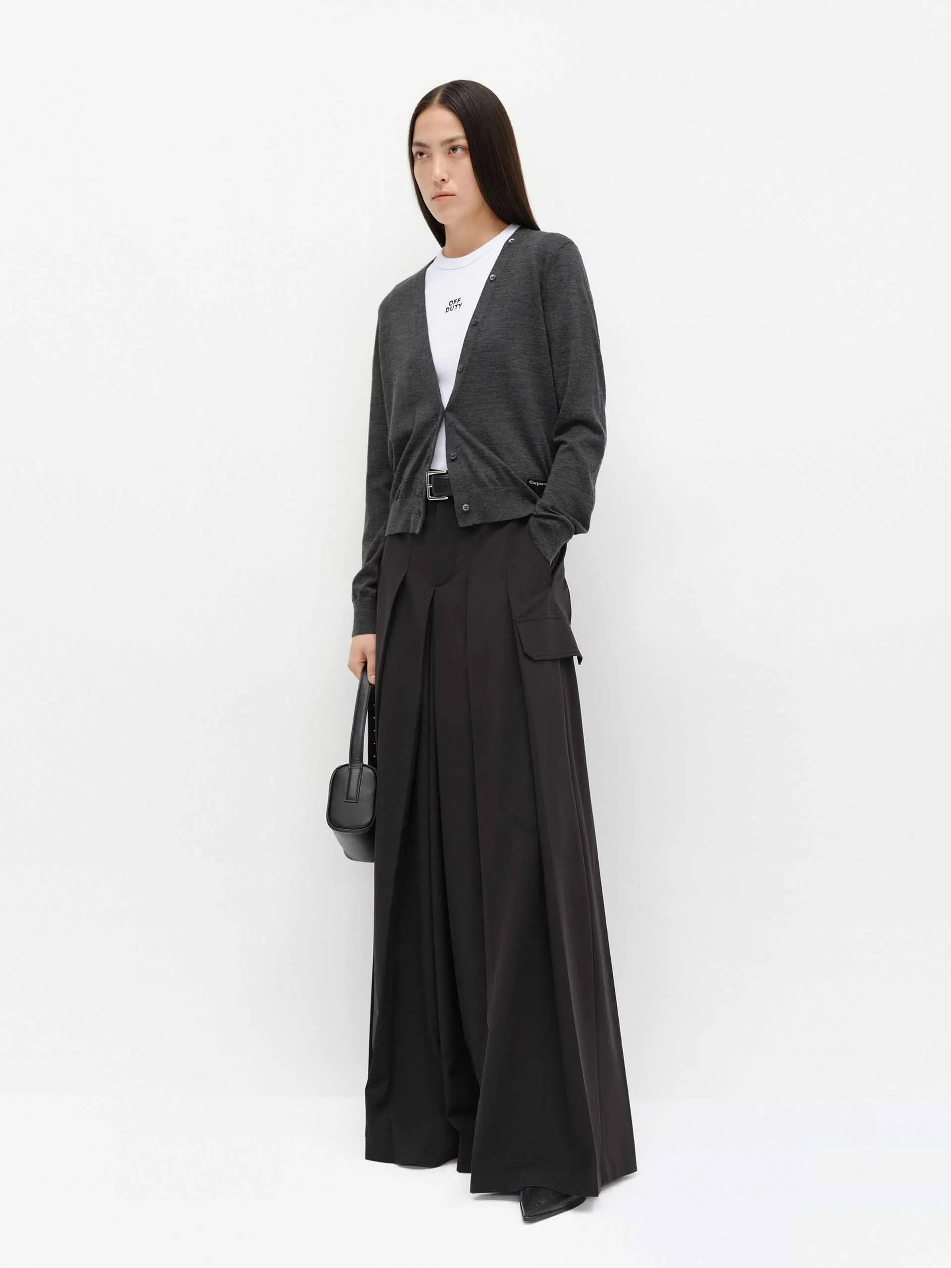 V-Ausschnitt weicher Wollcardigan
