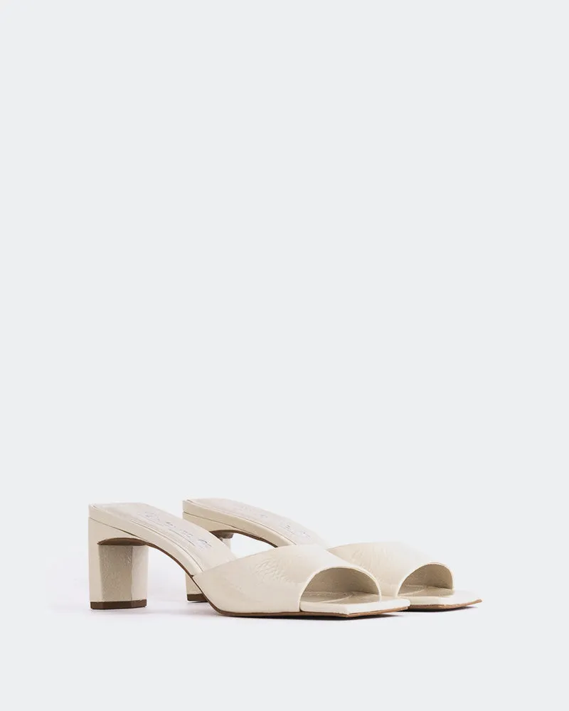 Visalia Off White Naplack