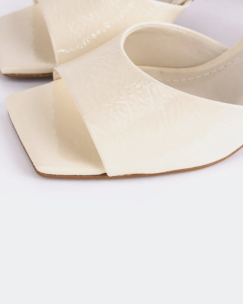 Visalia Off White Naplack