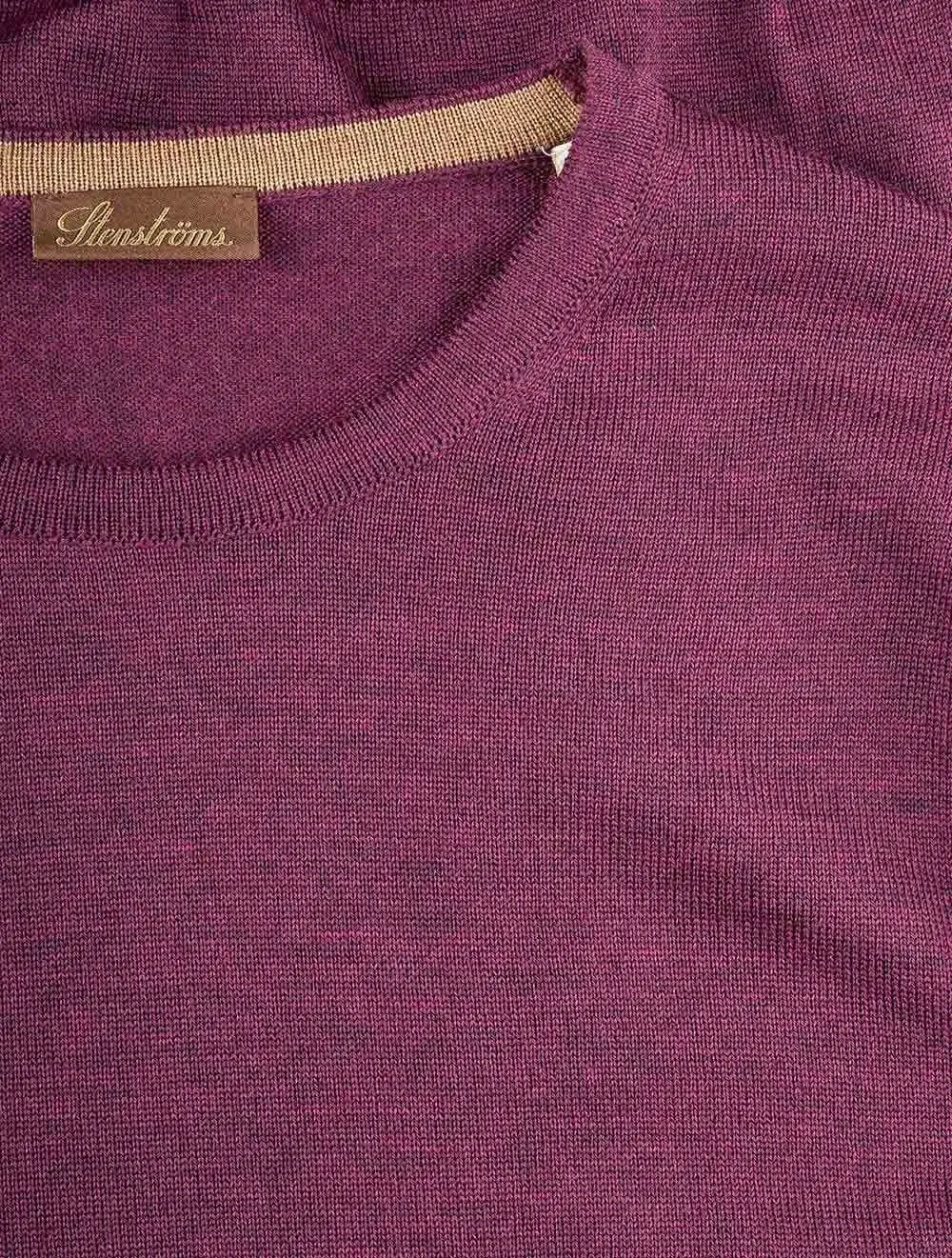 Weinroter Pullover mit Rundhalsausschnitt und Aufnäher-Ärmeln